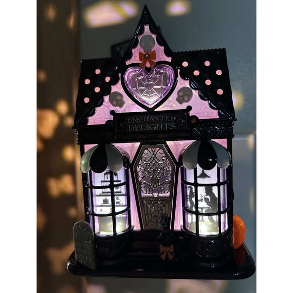 Bath & Body Works Halloween Sweet Shop Projector Wallflower Fragarance Plug 2025 - Picture 2 of 9